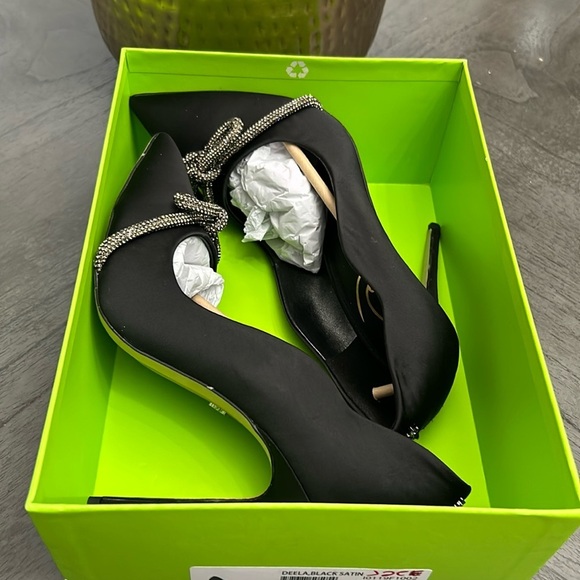 SAM EDELMAN  Deela Pointed Toe Heel Black - Picture 2 of 6